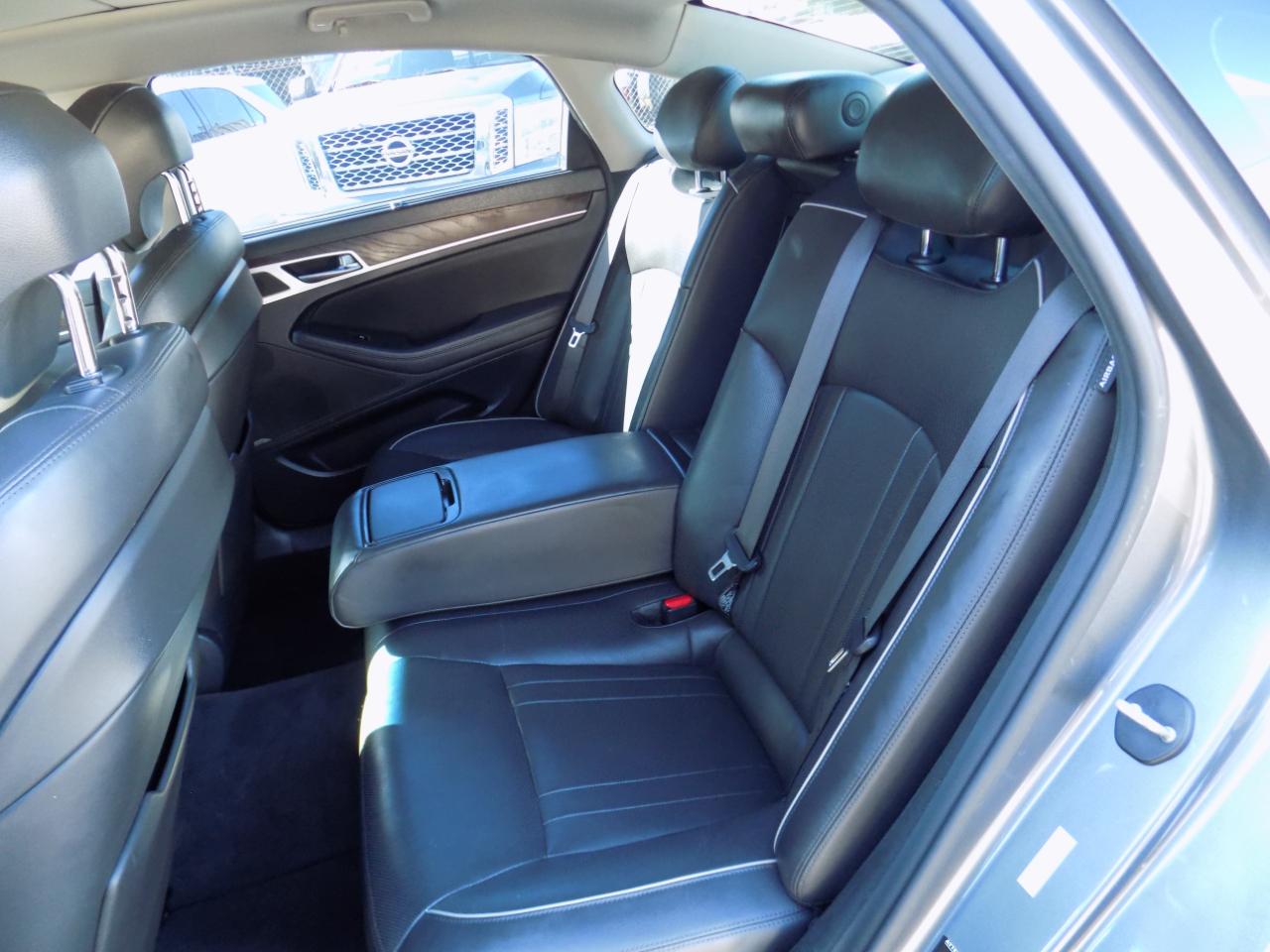 Hyundai Genesis 3.8L 2016