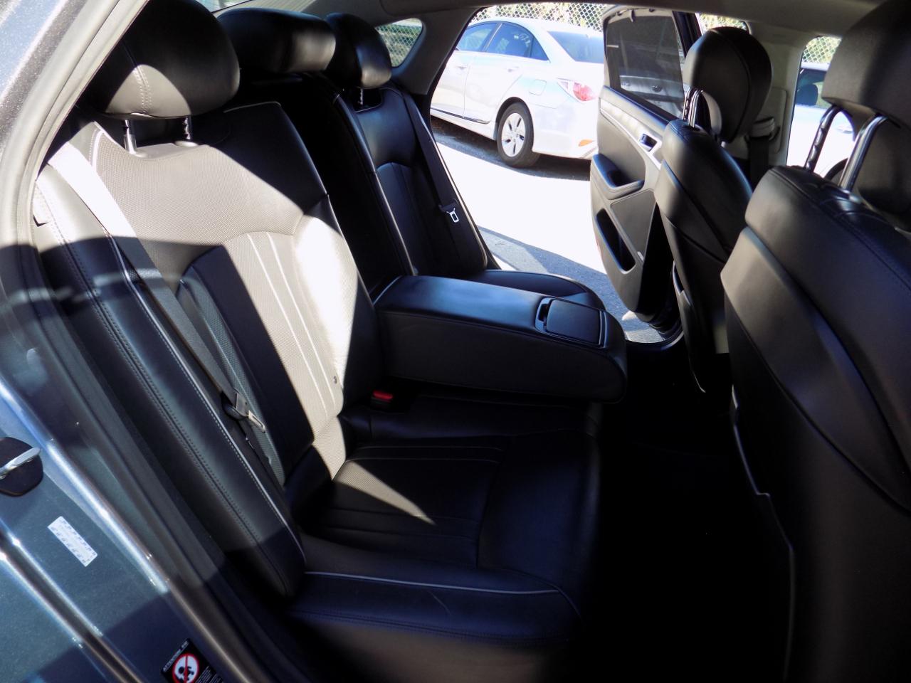 Hyundai Genesis 3.8L 2016