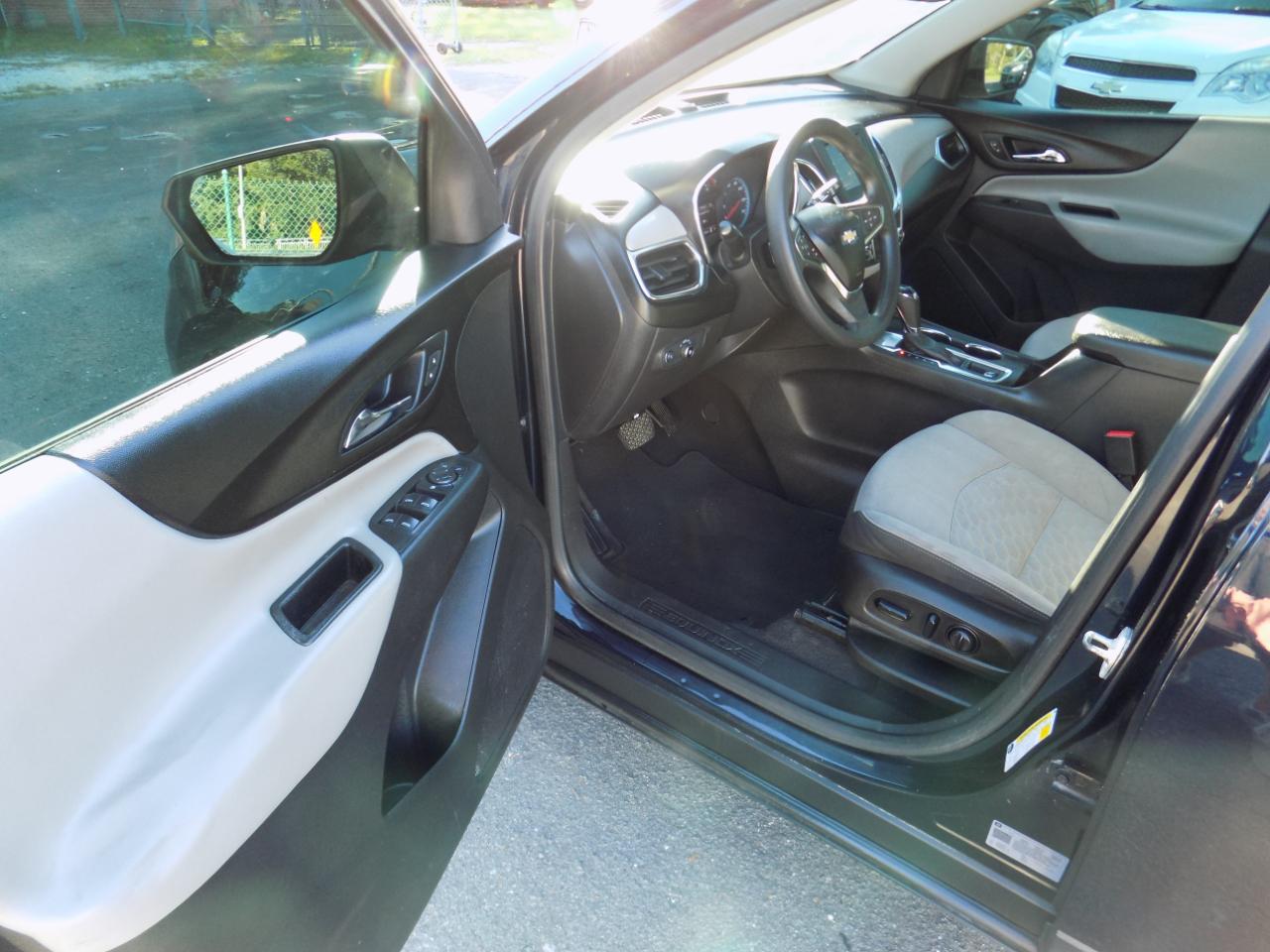 Chevrolet Equinox LS 2WD 2021