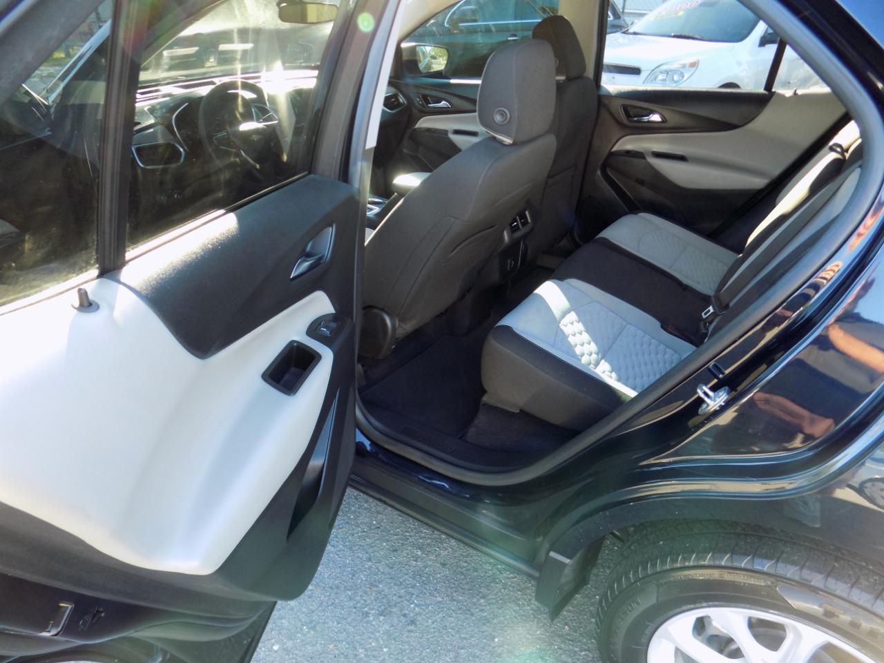 Chevrolet Equinox LS 2WD 2021