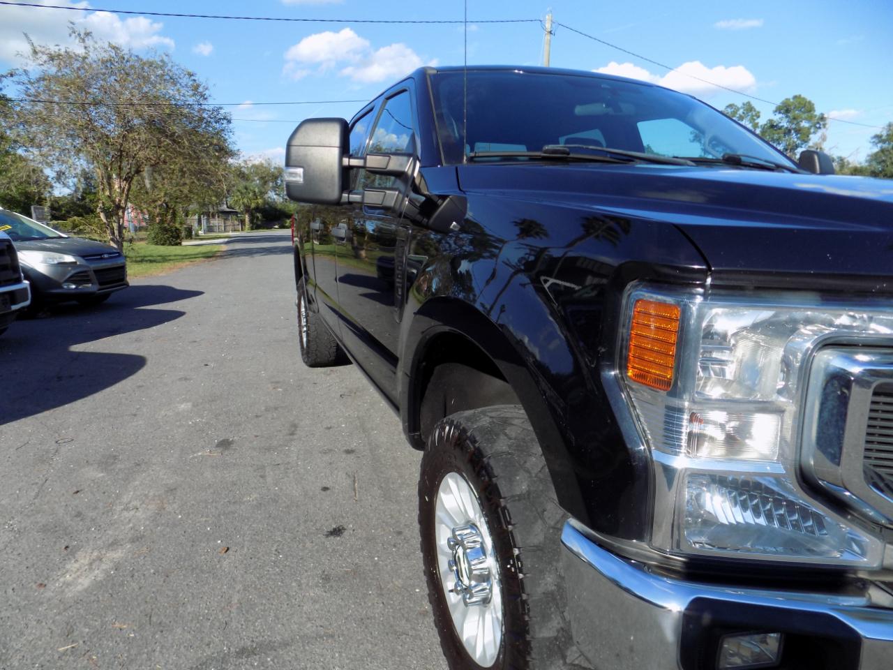 Ford F-250 SD XLT Crew Cab 4WD 2020