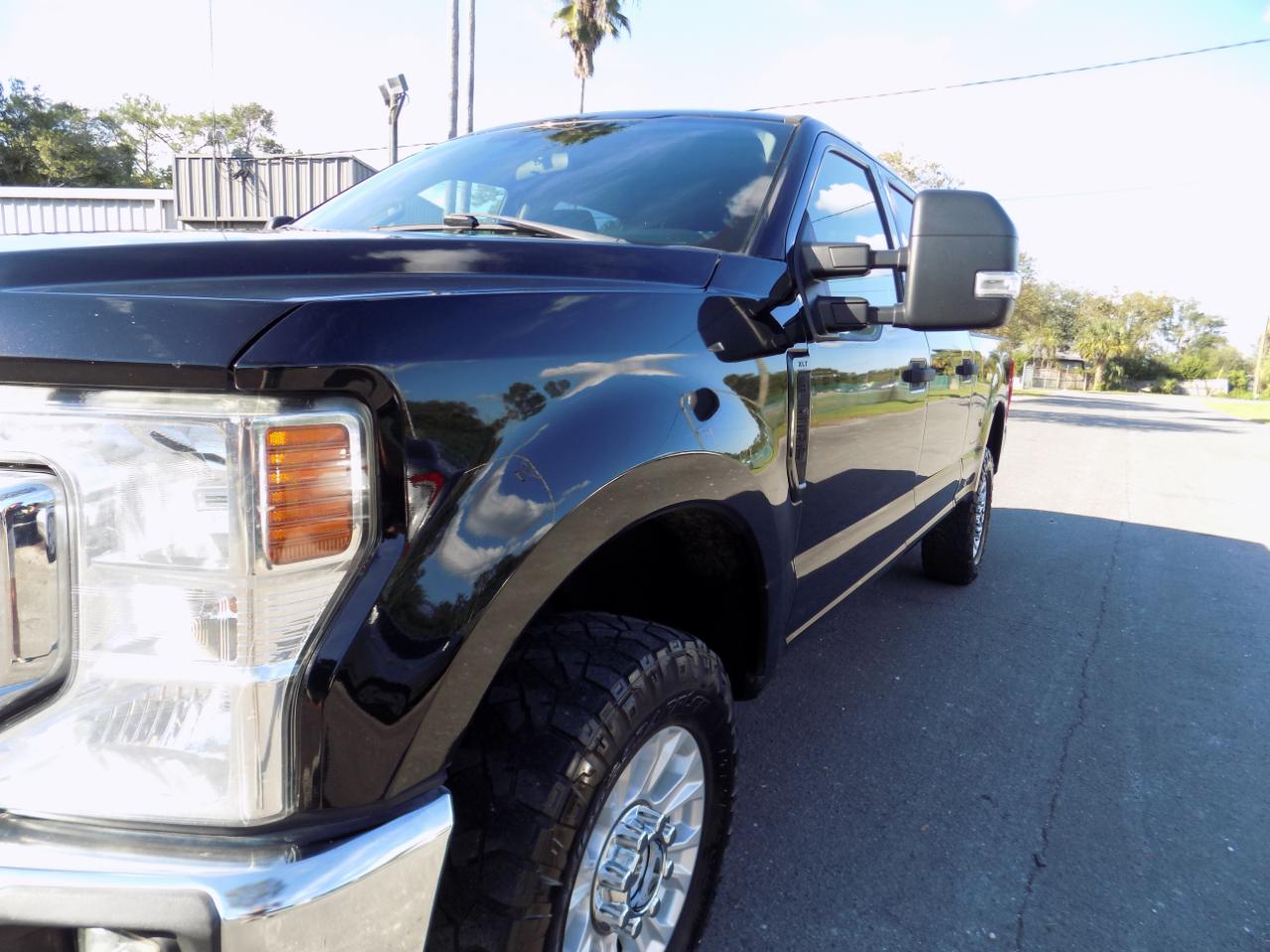Ford F-250 SD XLT Crew Cab 4WD 2020