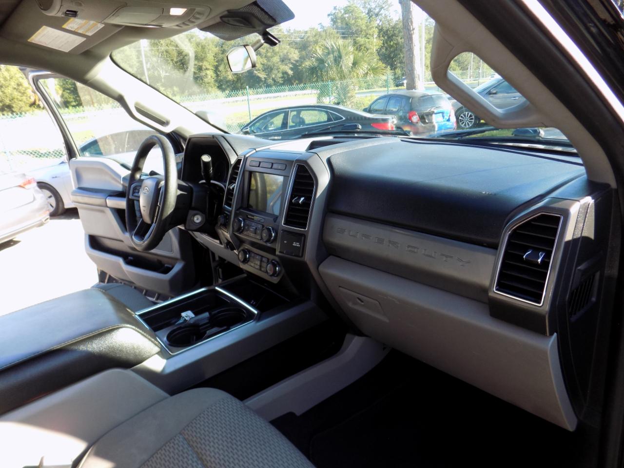 Ford F-250 SD XLT Crew Cab 4WD 2020