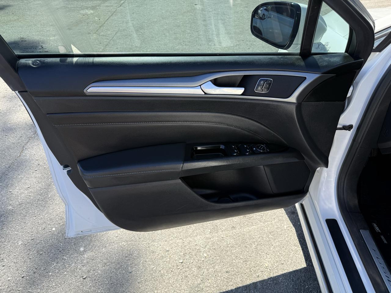 Ford Fusion Titanium 2016