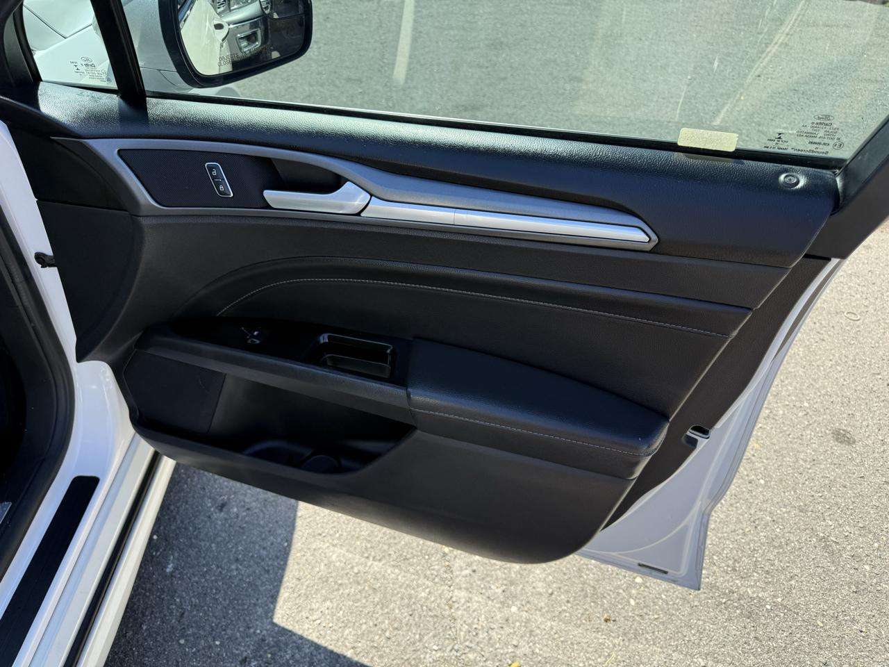 Ford Fusion Titanium 2016