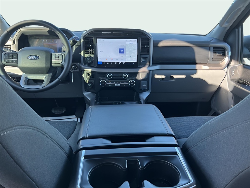 Ford F-150 XLT SuperCrew 4WD 2024