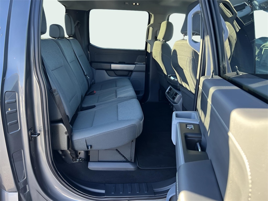 Ford F-150 XLT SuperCrew 4WD 2024