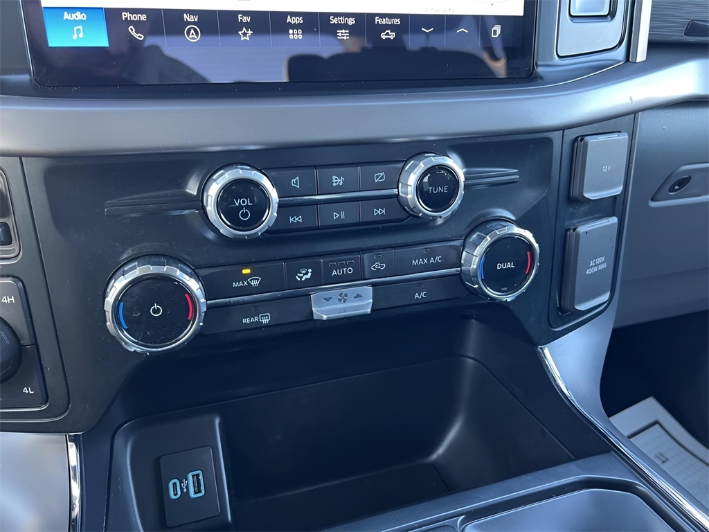 Ford F-150 XLT SuperCrew 4WD 2024