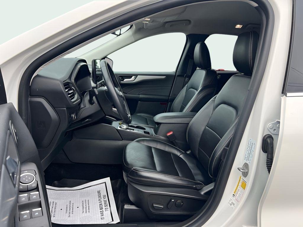 Ford Escape Platinum AWD 2023
