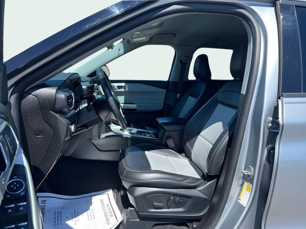 Ford Explorer XLT AWD 2023
