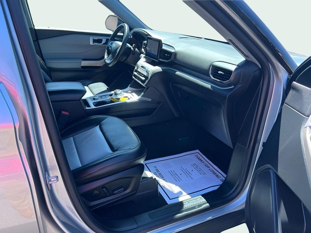 Ford Explorer XLT AWD 2023