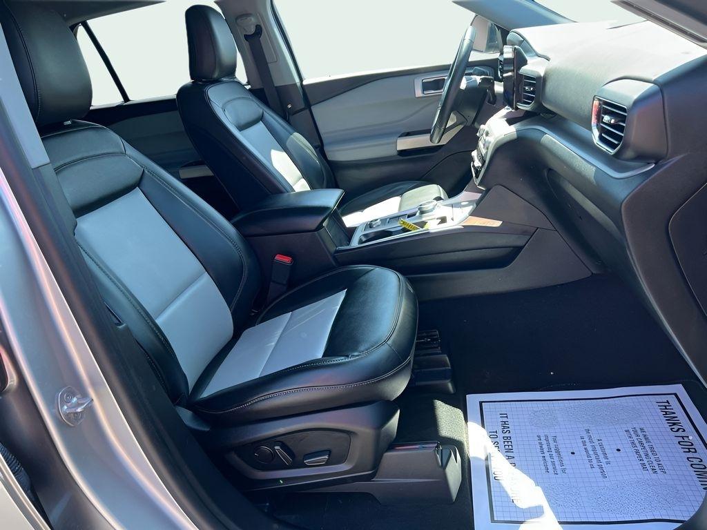 Ford Explorer XLT AWD 2023