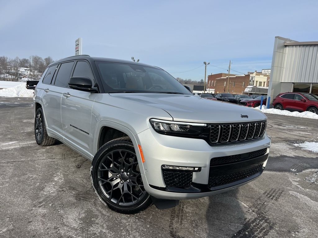 2025 Jeep Grand Cherokee L Summit 4WD