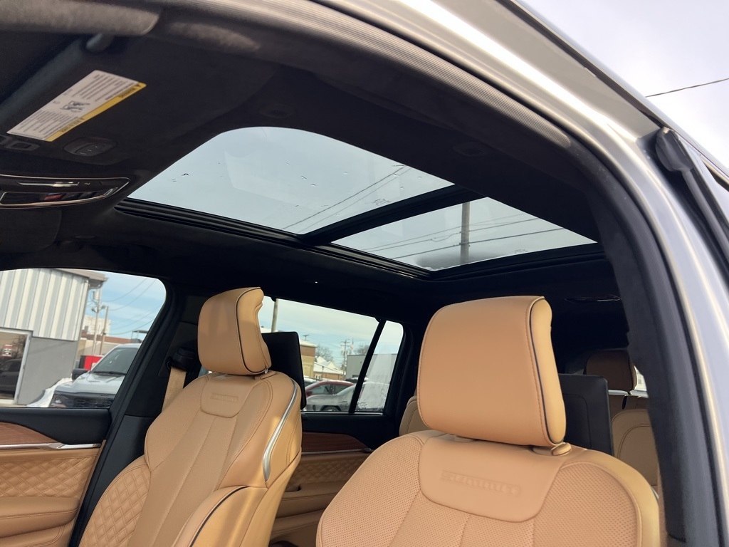 Jeep Grand Cherokee L Summit 4WD 2025