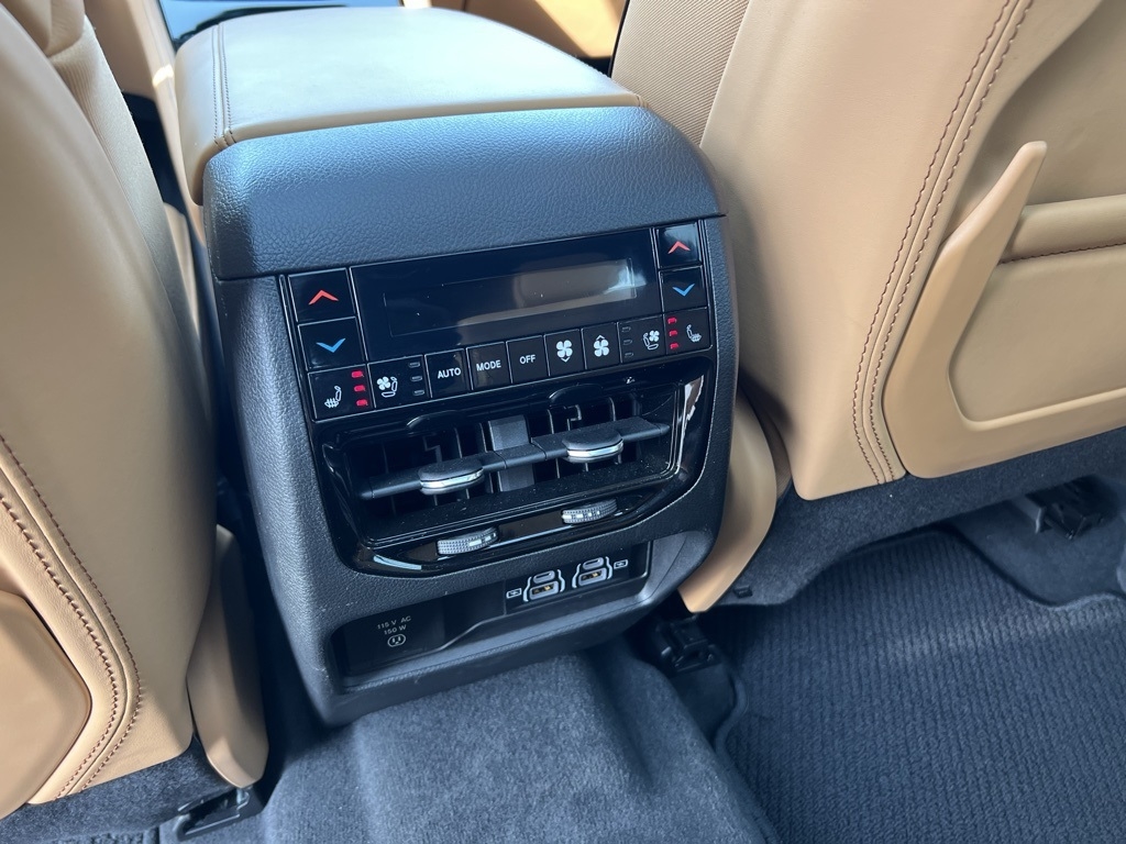 Jeep Grand Cherokee L Summit 4WD 2025