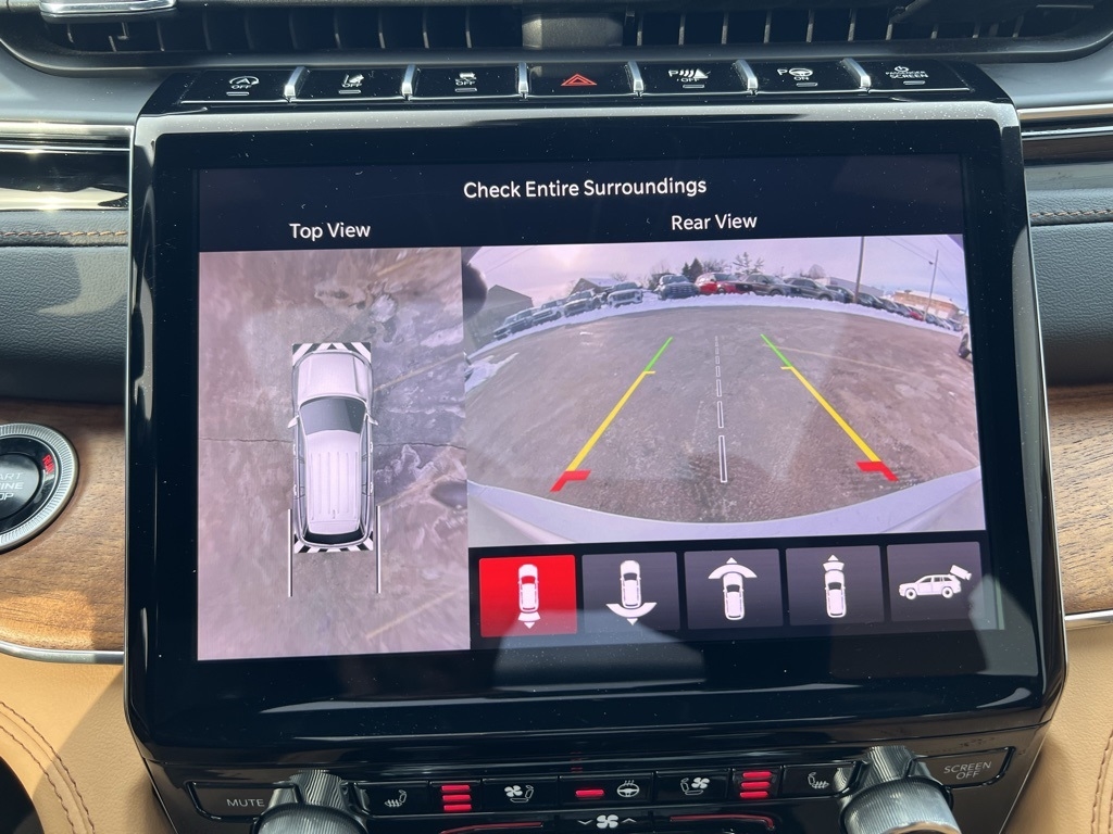 Jeep Grand Cherokee L Summit 4WD 2025