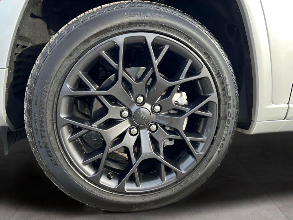 Jeep Grand Cherokee L Summit 4WD 2025