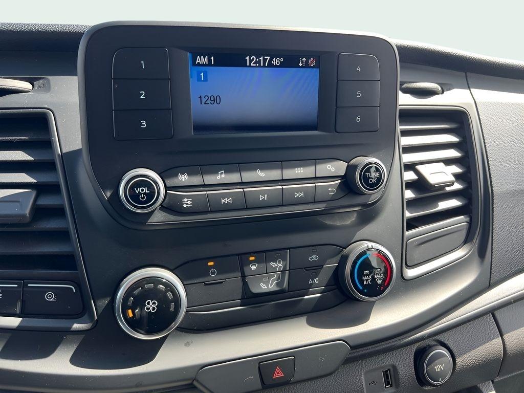 Ford Transit 350 Wagon Low Roof XL w/Sliding Pass. 148-in. WB 2020