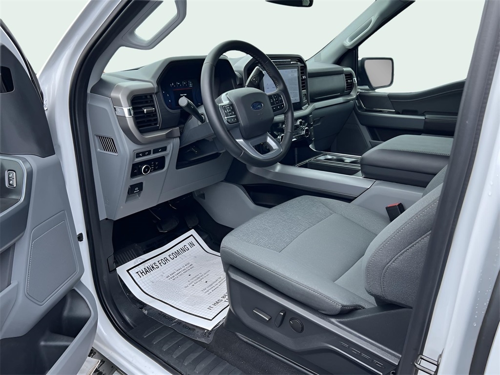 Ford F-150 XLT SuperCrew 4WD 2024
