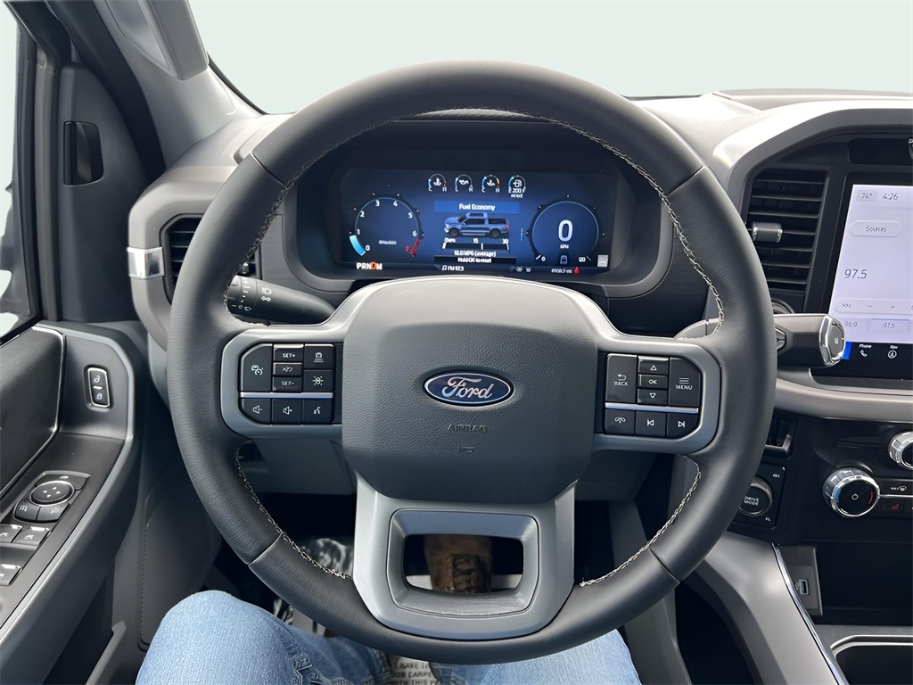 Ford F-150 XLT SuperCrew 4WD 2024