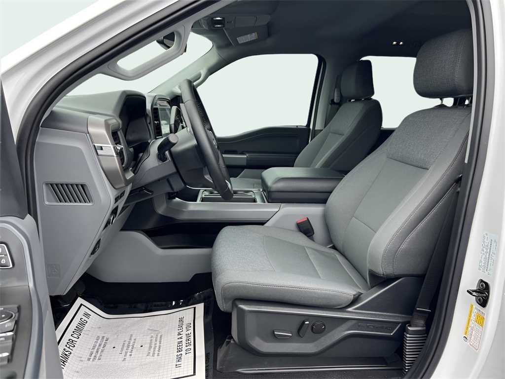 Ford F-150 XLT SuperCrew 4WD 2024