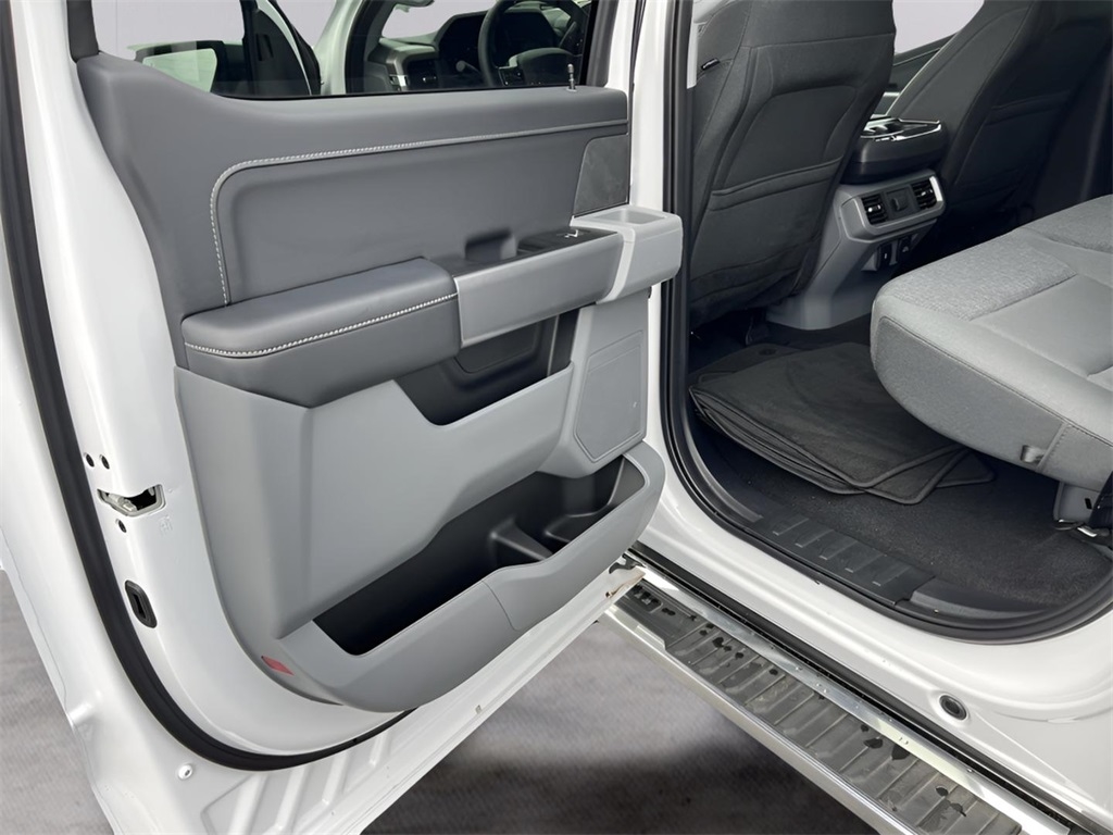 Ford F-150 XLT SuperCrew 4WD 2024