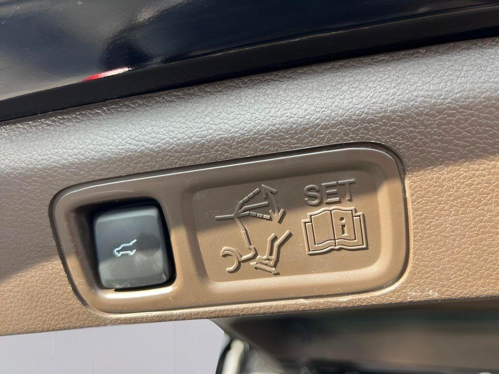 Ford Expedition King Ranch 4WD 2024