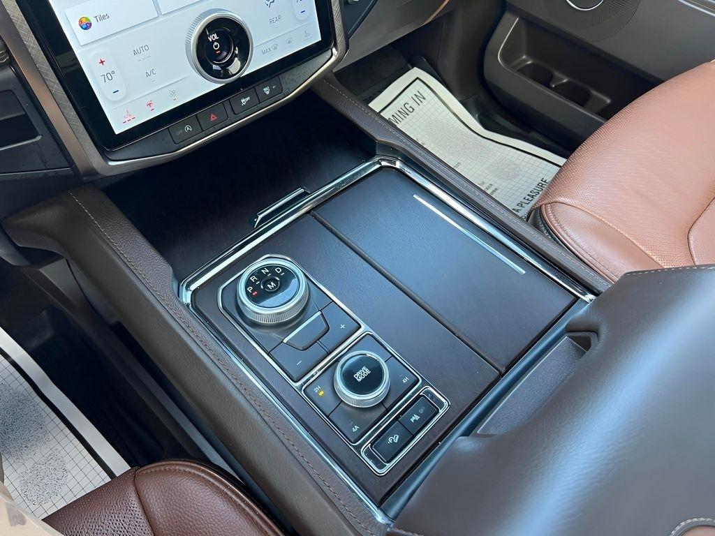 Ford Expedition King Ranch 4WD 2024