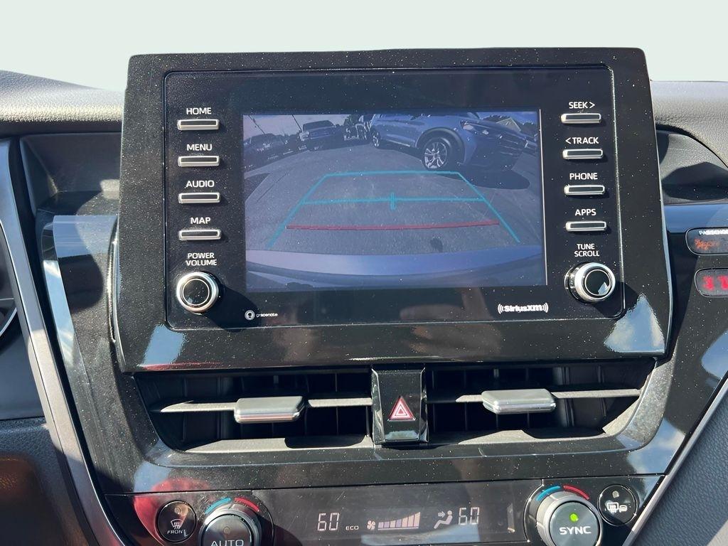 Toyota Camry SE 2023