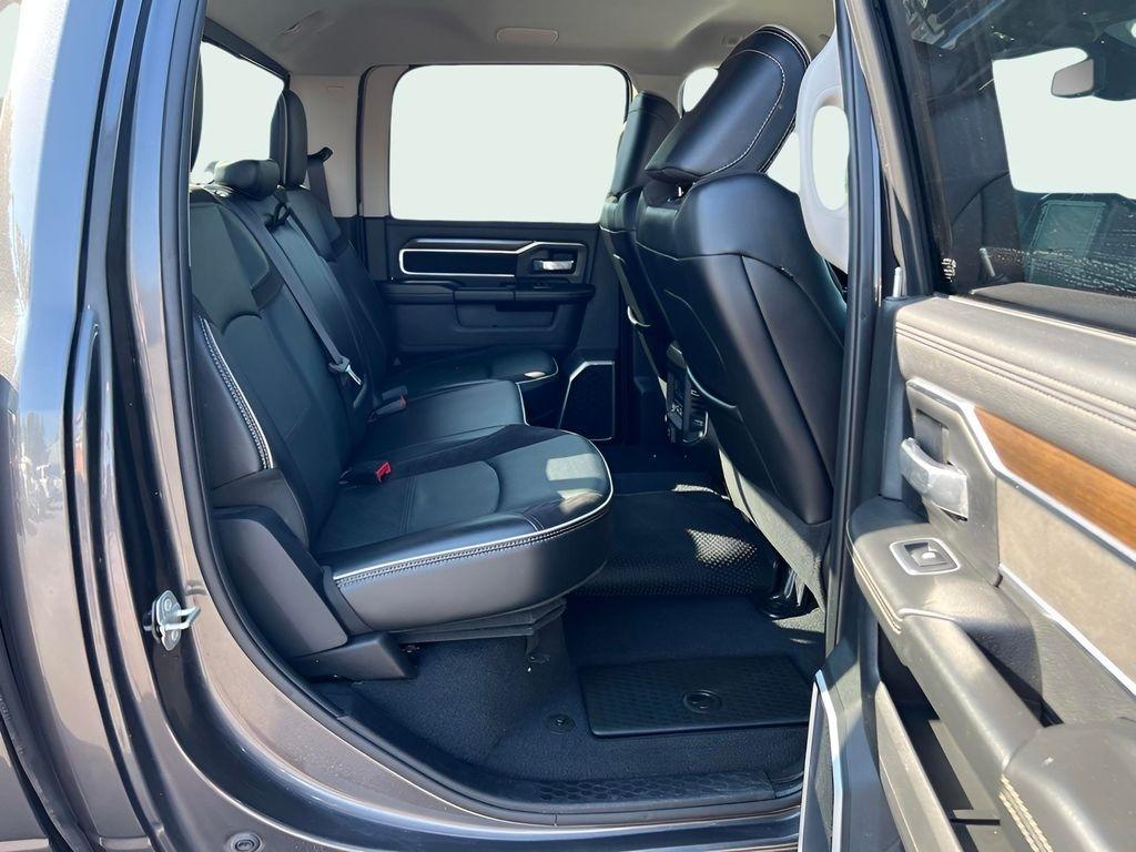 RAM 3500 Laramie Crew Cab LWB 4WD DRW 2024