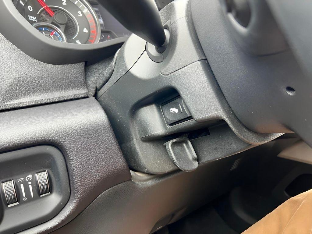 RAM 3500 Laramie Crew Cab LWB 4WD DRW 2024