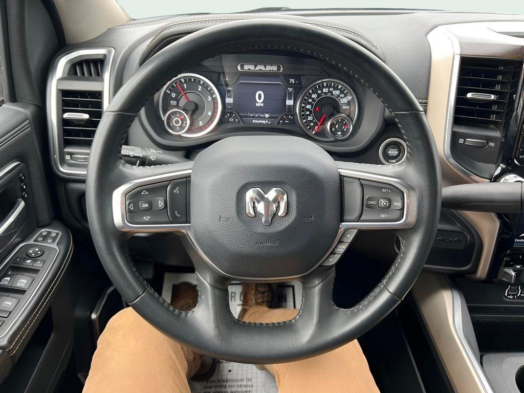 RAM 3500 Laramie Crew Cab LWB 4WD DRW 2024