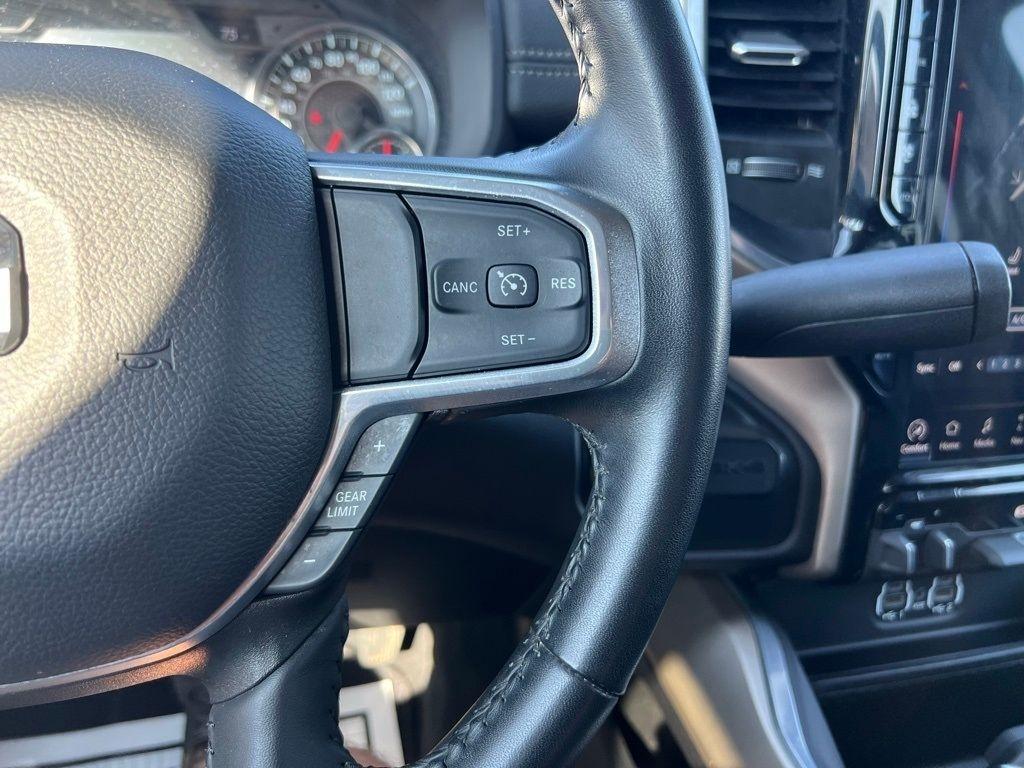 RAM 3500 Laramie Crew Cab LWB 4WD DRW 2024