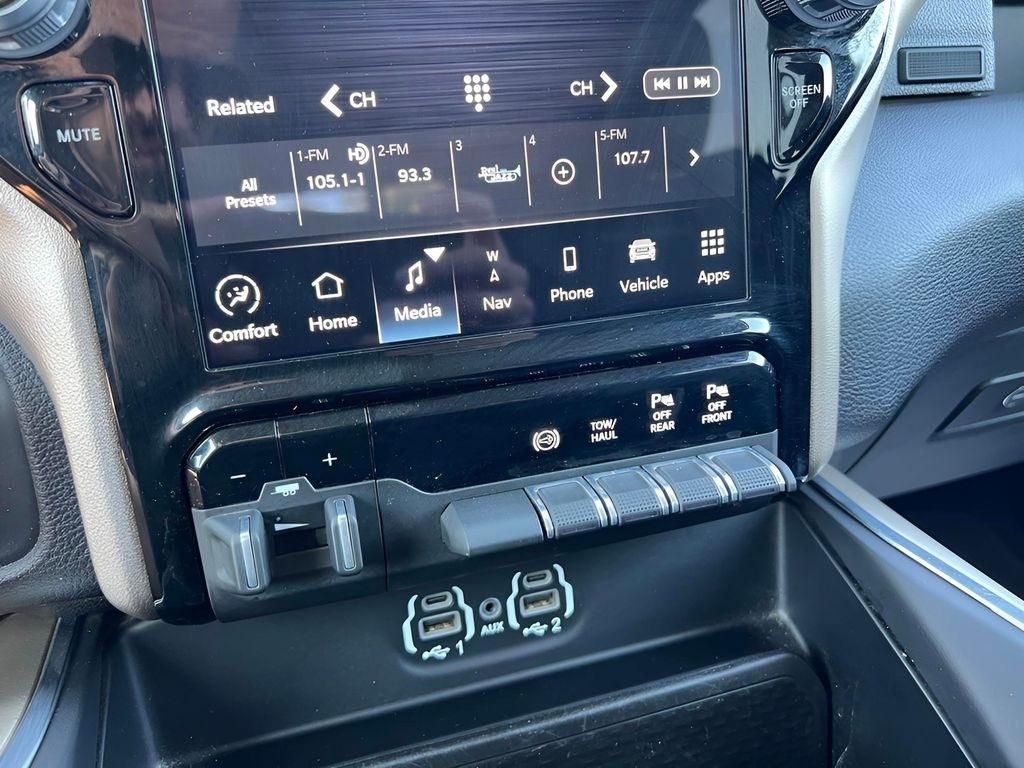 RAM 3500 Laramie Crew Cab LWB 4WD DRW 2024