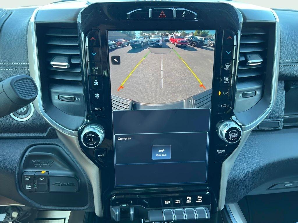 RAM 3500 Laramie Crew Cab LWB 4WD DRW 2024