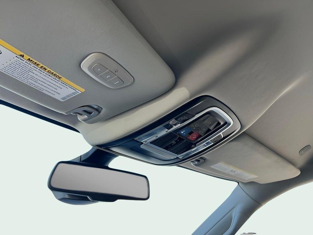 RAM 3500 Laramie Crew Cab LWB 4WD DRW 2024