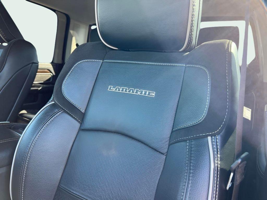 RAM 3500 Laramie Crew Cab LWB 4WD DRW 2024