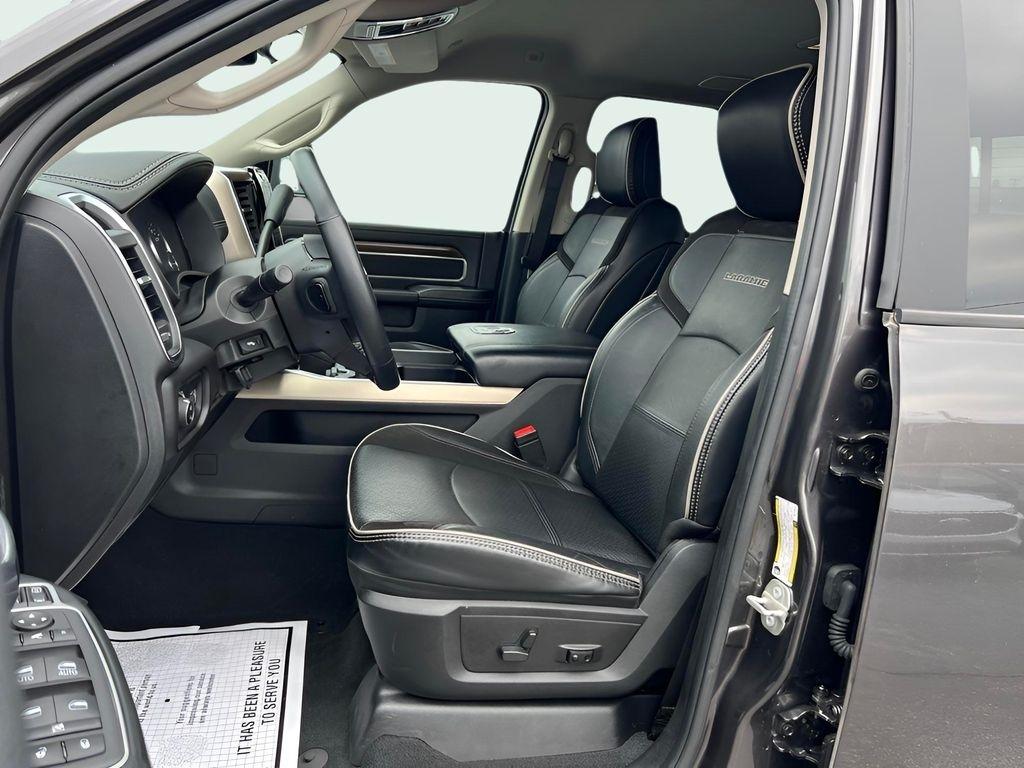 RAM 3500 Laramie Crew Cab LWB 4WD DRW 2024