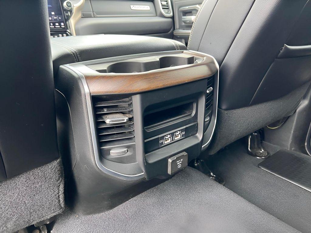 RAM 3500 Laramie Crew Cab LWB 4WD DRW 2024