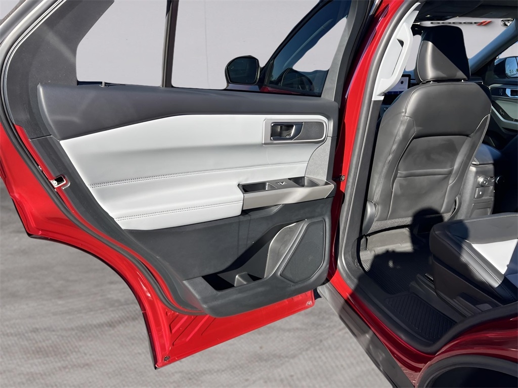 Ford Explorer XLT AWD 2022 Ford Explorer XLT AWD 2022