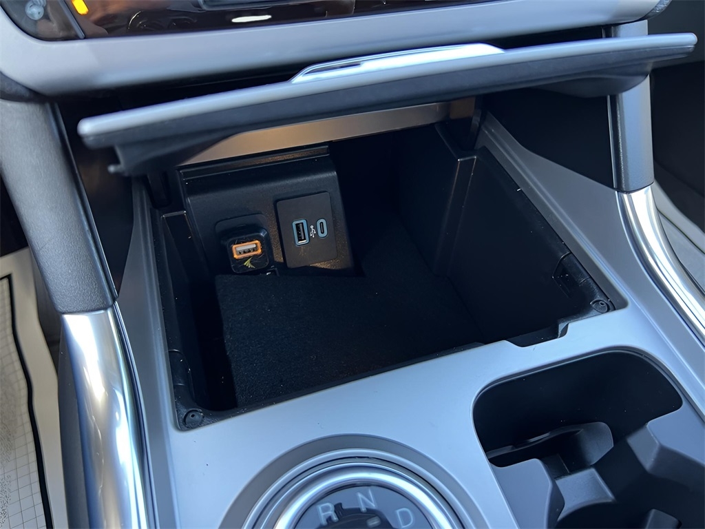 Ford Explorer XLT AWD 2022 Ford Explorer XLT AWD 2022