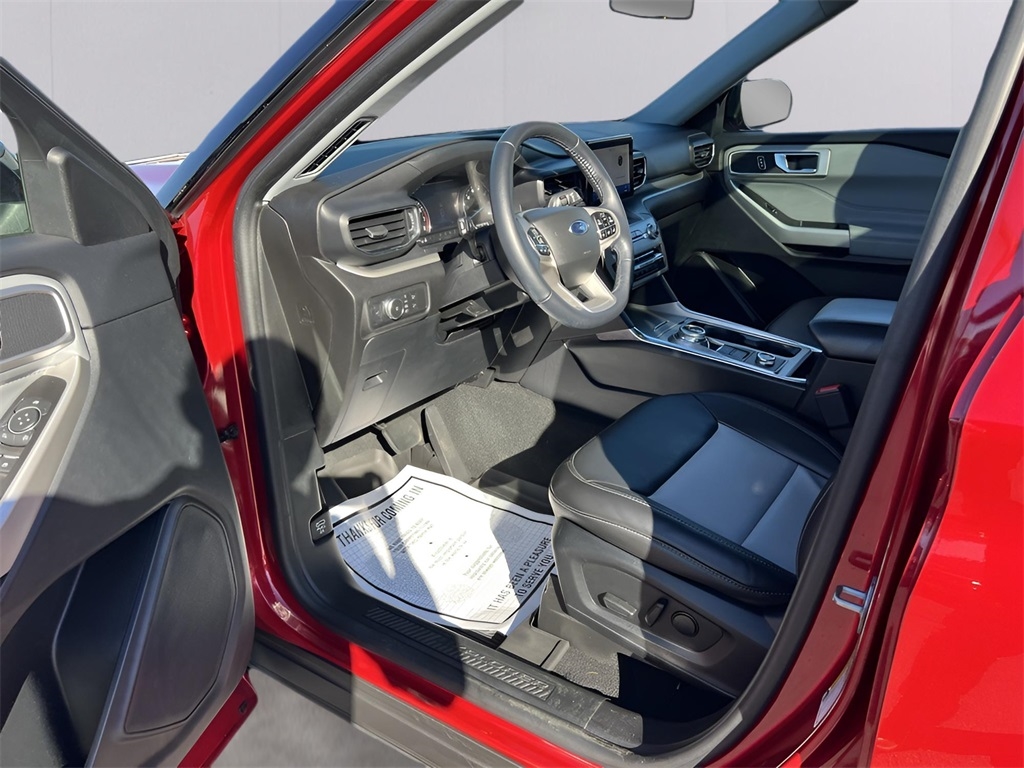 Ford Explorer XLT AWD 2022 Ford Explorer XLT AWD 2022