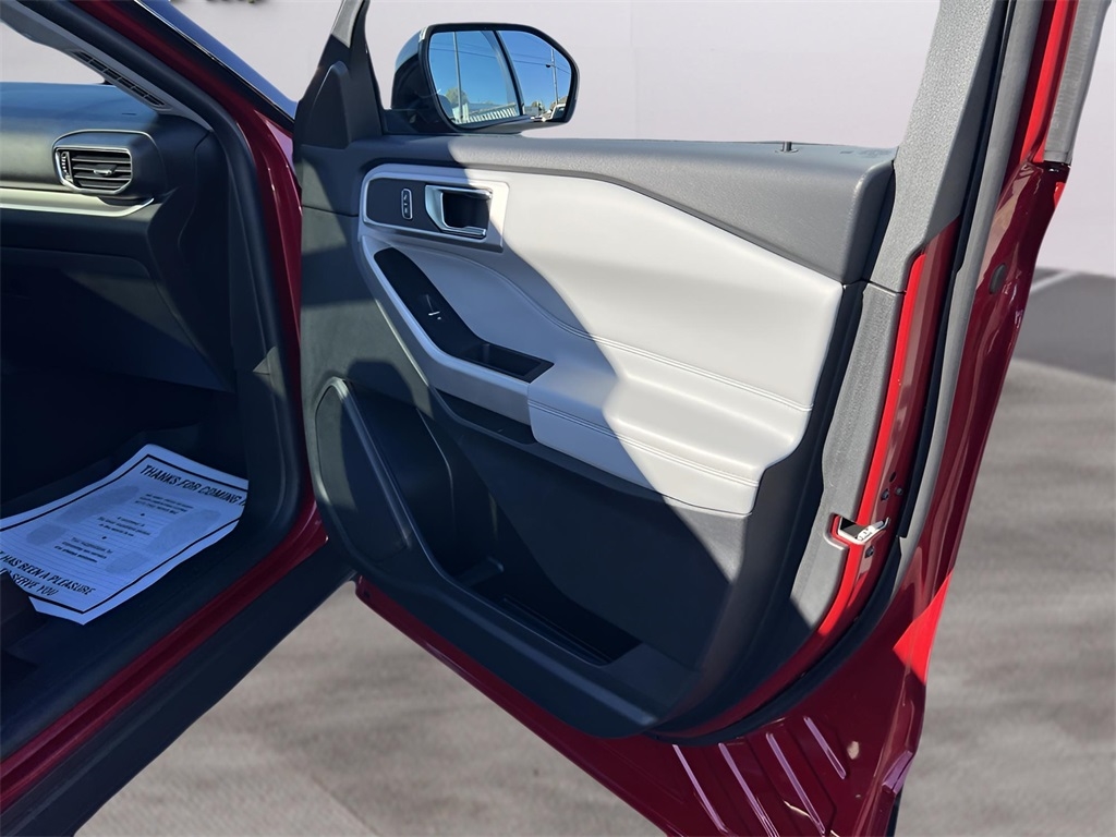 Ford Explorer XLT AWD 2022 Ford Explorer XLT AWD 2022