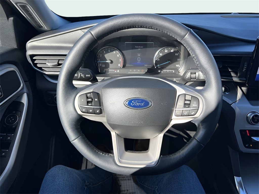 Ford Explorer XLT AWD 2022 Ford Explorer XLT AWD 2022