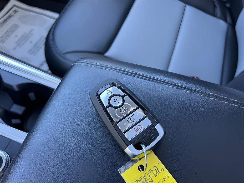 Ford Explorer XLT AWD 2022 Ford Explorer XLT AWD 2022