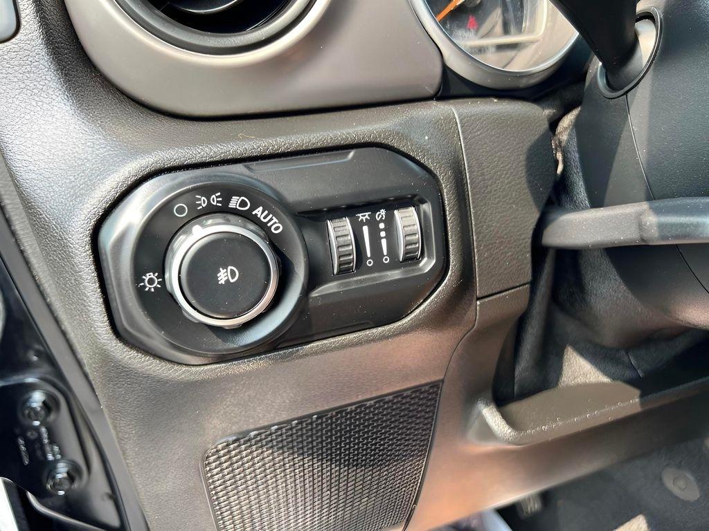 Jeep Wrangler Unlimited Willys 2020