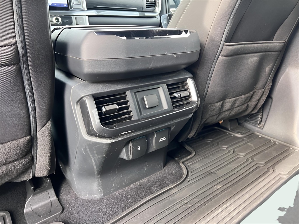 Ford F-150 XLT SuperCrew 5.5-ft. Bed 4WD 2023 Ford F-150 XLT SuperCrew 5.5-ft. Bed 4WD 2023