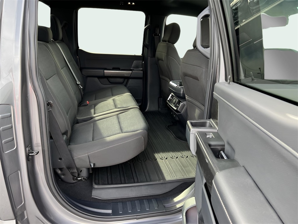 Ford F-150 XLT SuperCrew 5.5-ft. Bed 4WD 2023 Ford F-150 XLT SuperCrew 5.5-ft. Bed 4WD 2023