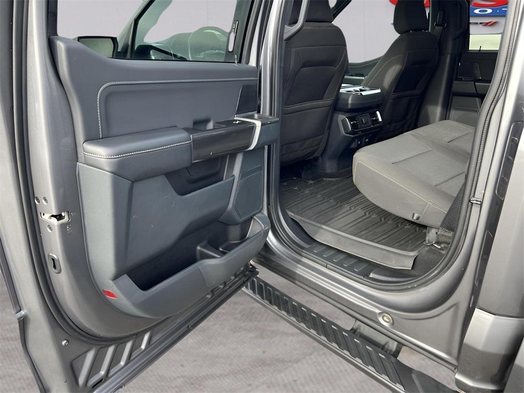 Ford F-150 XLT SuperCrew 5.5-ft. Bed 4WD 2023