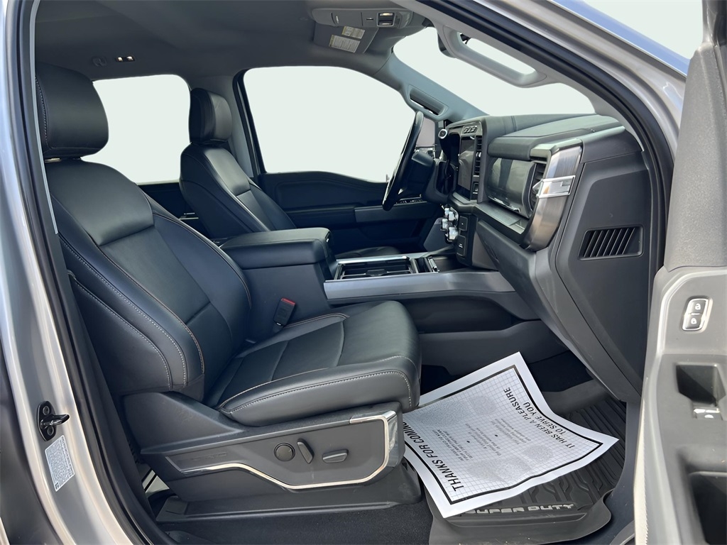 Ford F-250 SD Lariat Crew Cab 4WD 2023 Ford F-250 SD Lariat Crew Cab 4WD 2023